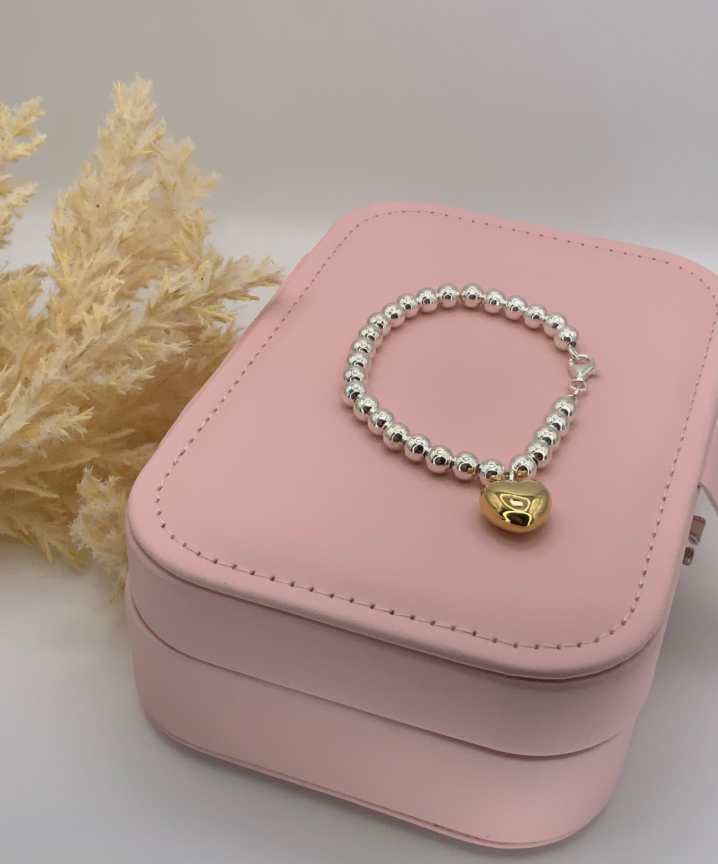 Golden Sweet Heart Bracelet