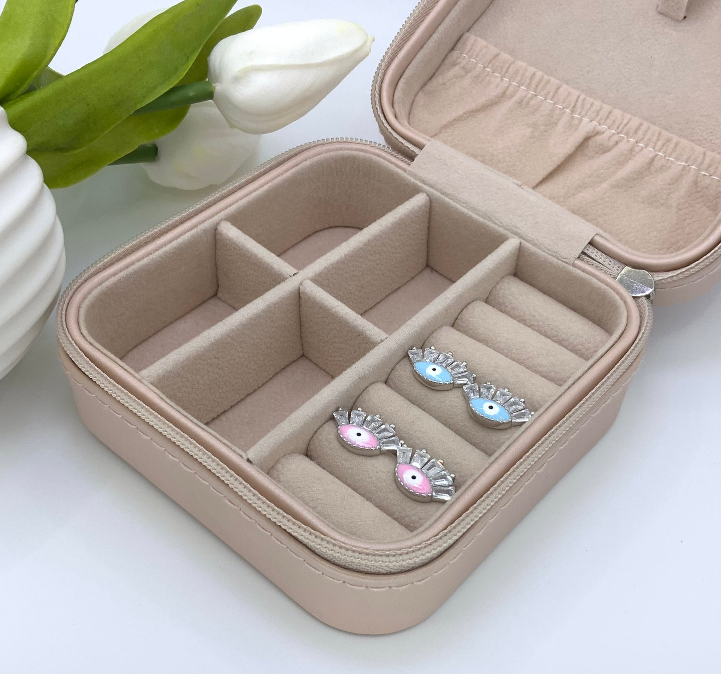 Ada Eyes Stud Earrings Sterling Silver 925