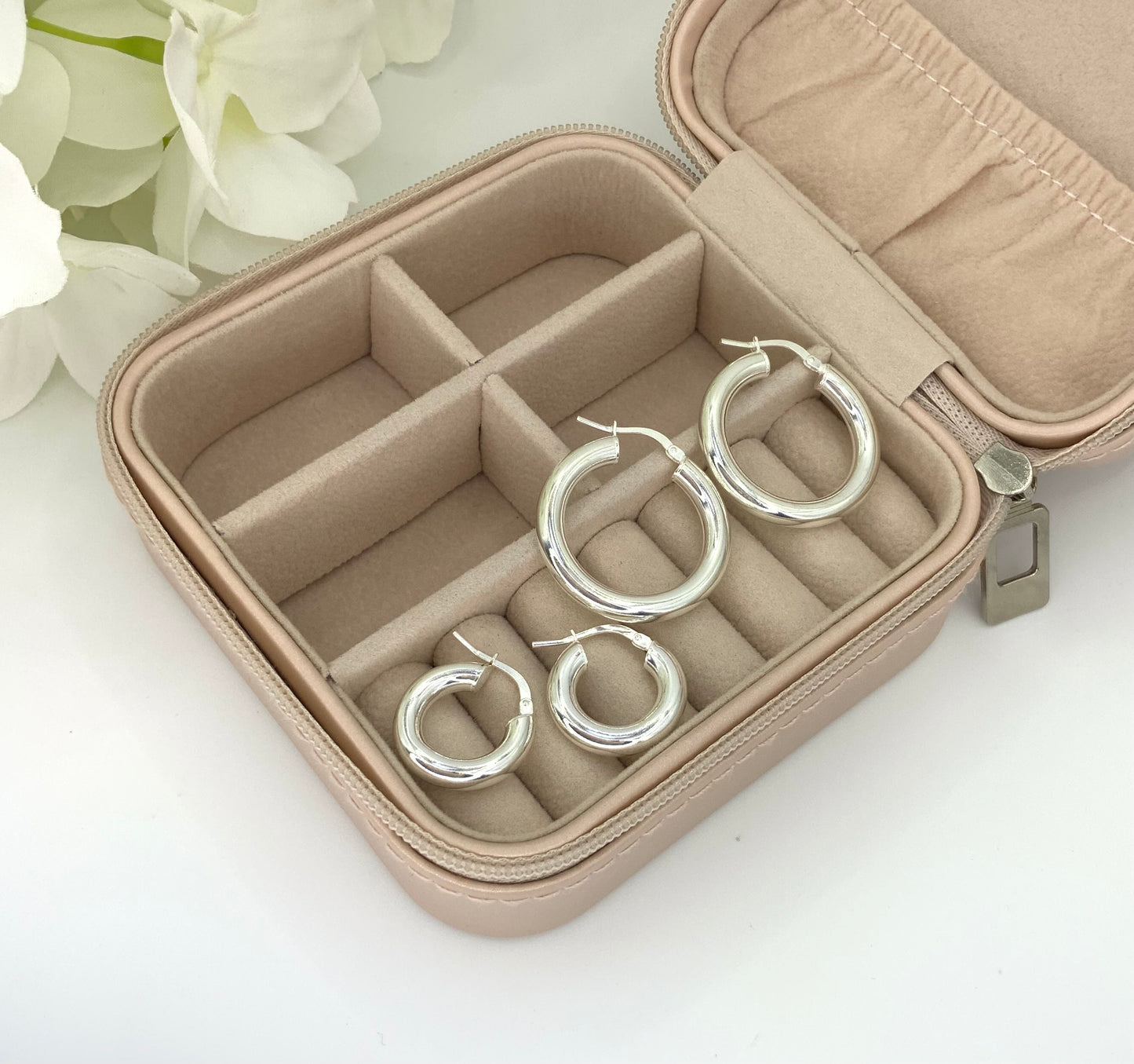 Ada Hoops Tube