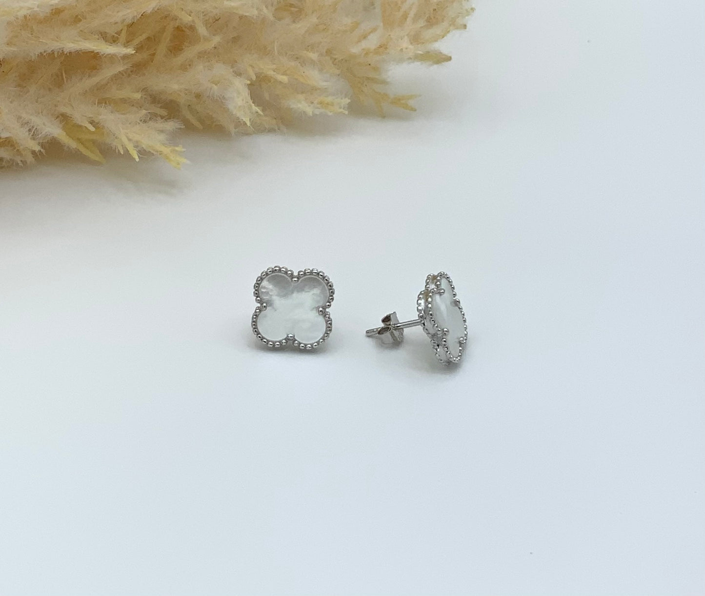 Trebol Stud Earrimg Large
