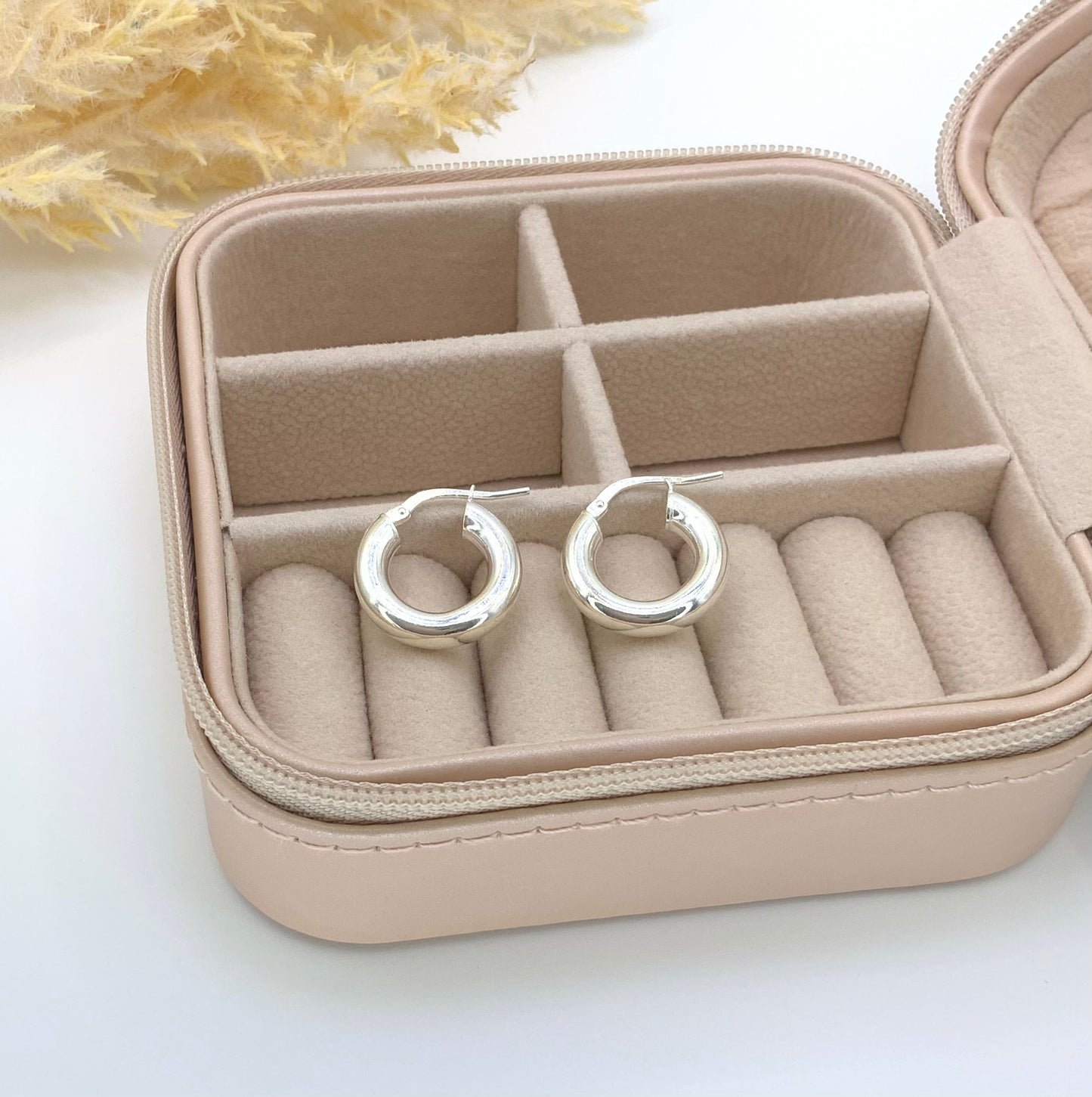 Ada Hoops Tube