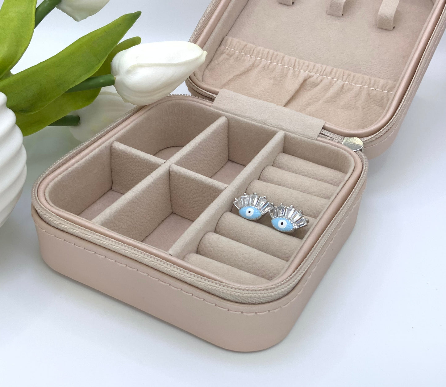Ada Eyes Stud Earrings Sterling Silver 925