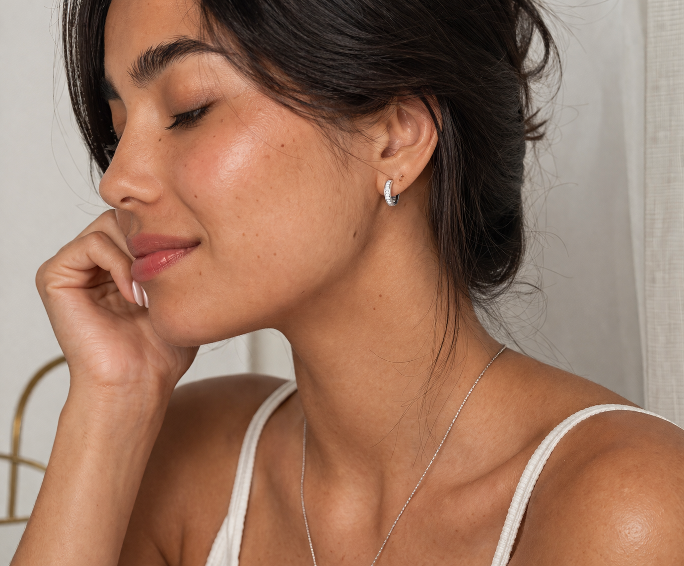 Angela Huggies Earrings With Zc Sterling Silver 925 - 14 mm