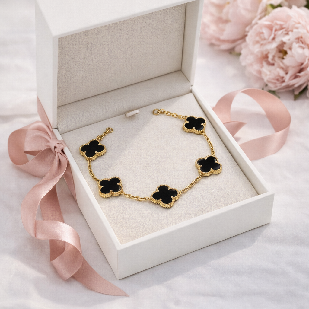Gold Ónix Clover Bracelet -Sterling Silver 925
