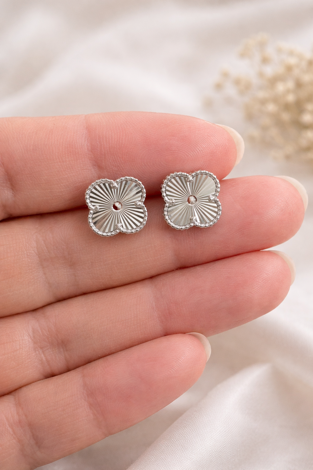 Clover Mirror Stud Earrings – 925 Sterling Silver -11mm