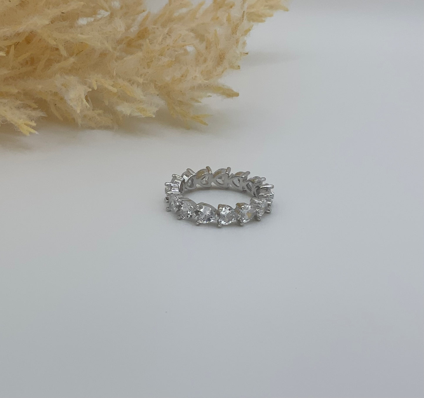 Fanny Hearts Ring