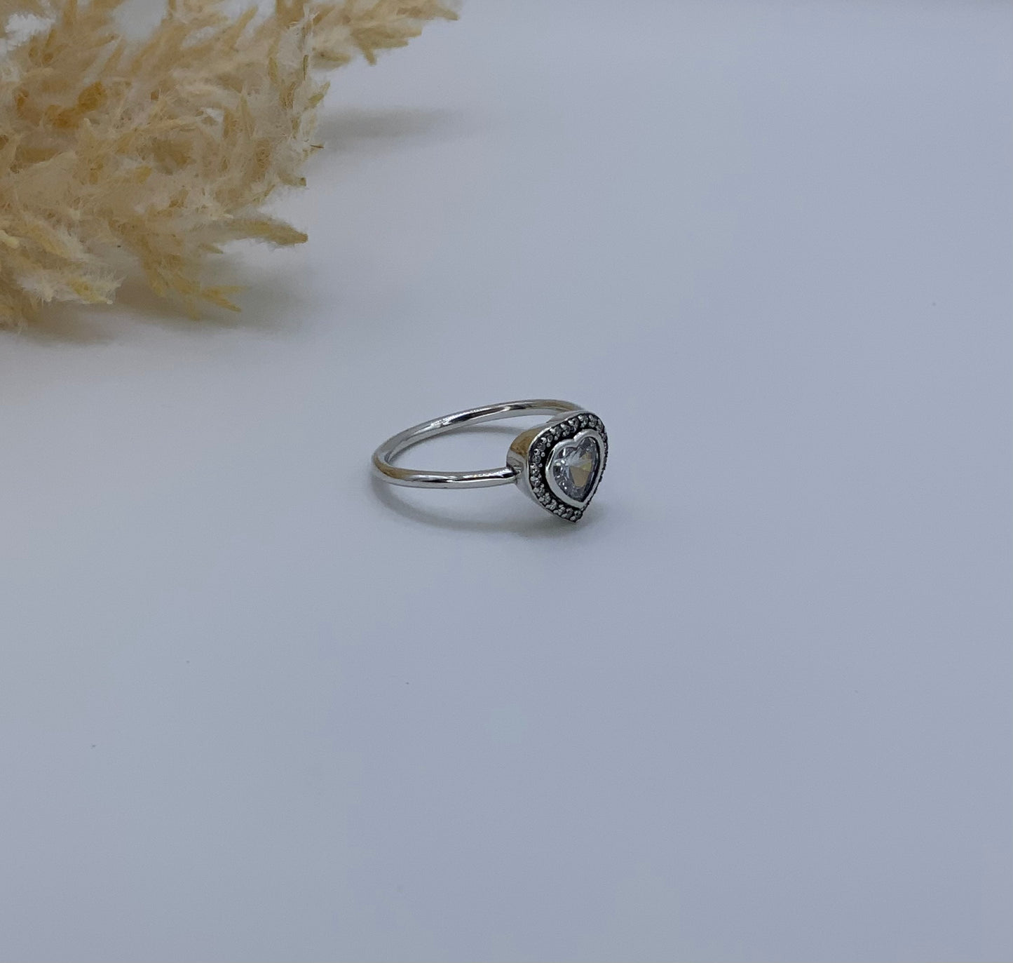 Evelyn Ring Heart