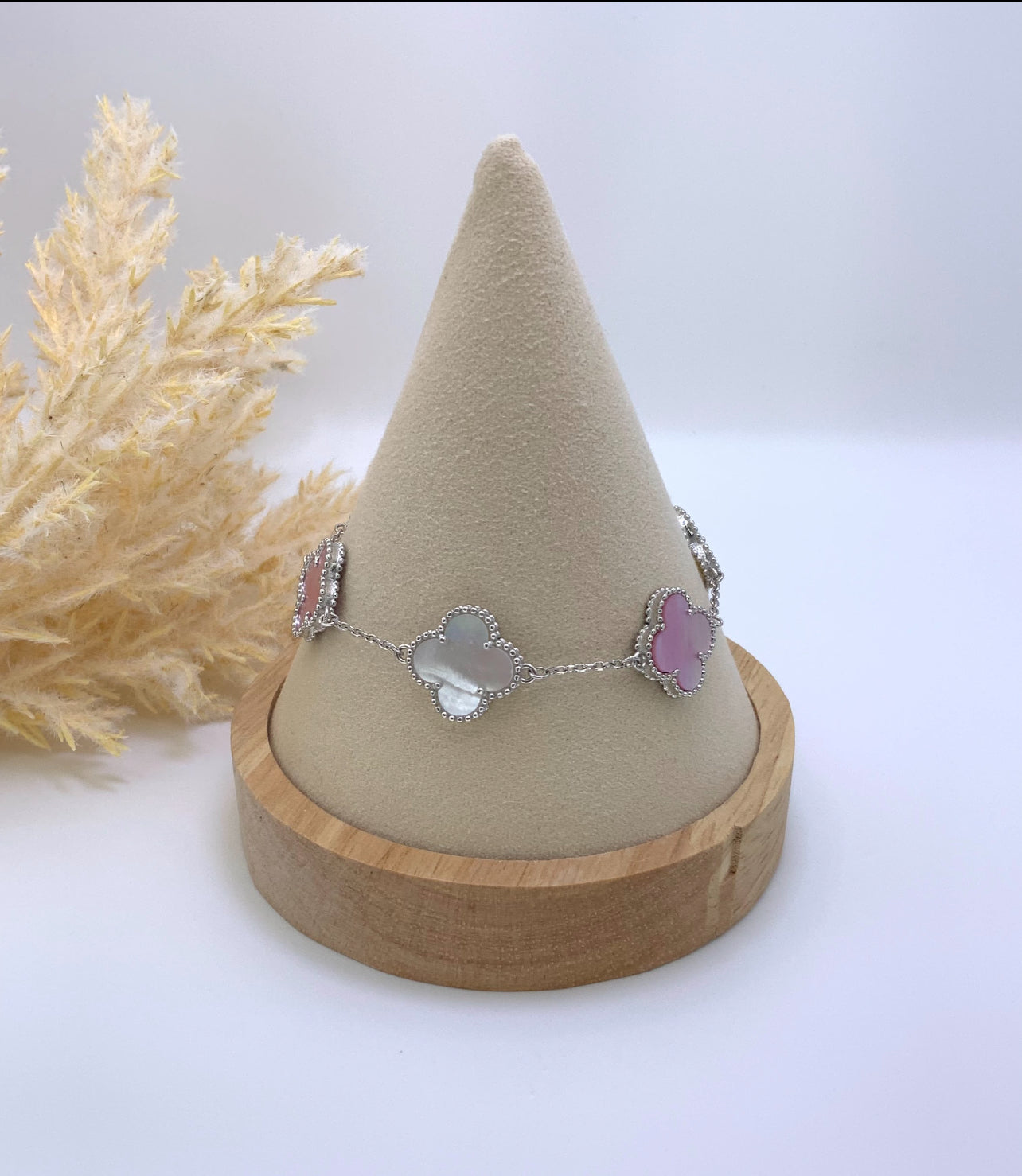 Pink-White Clover Bracelet