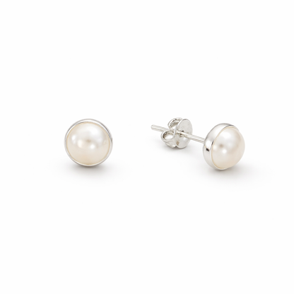 Pearl Stud Earring - Sterling Silver 925- 6.5mm