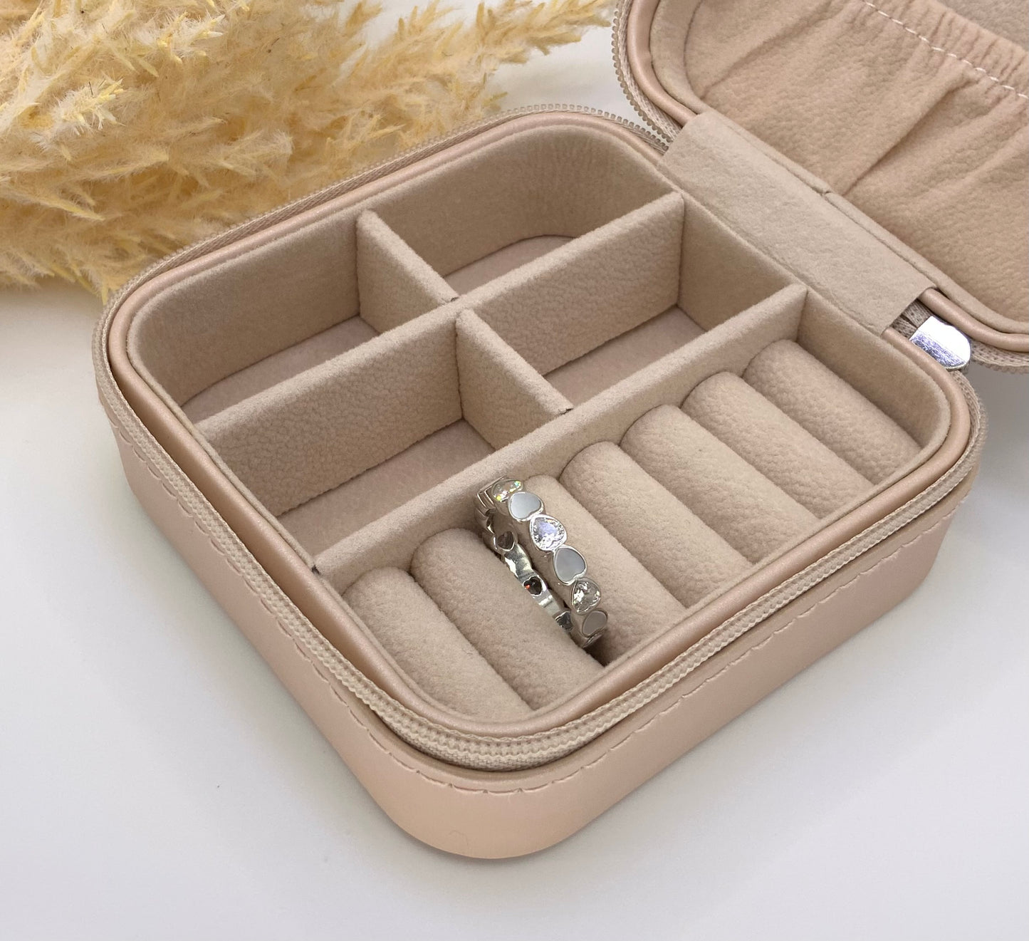 Maite Ring Mother Pearl