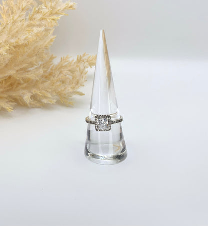 Charlotte Ring