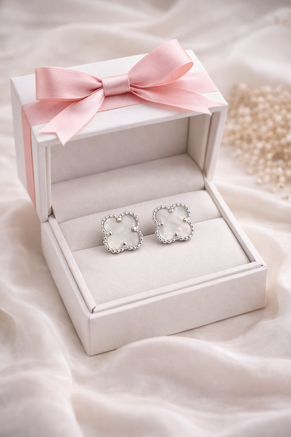 Trebol Stud Earring Medium 925 Sterling Silver -10mm