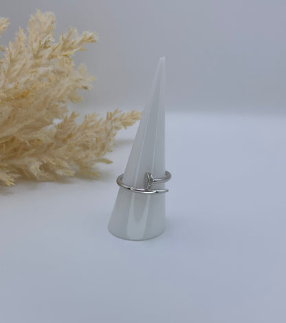 Clavo Ring