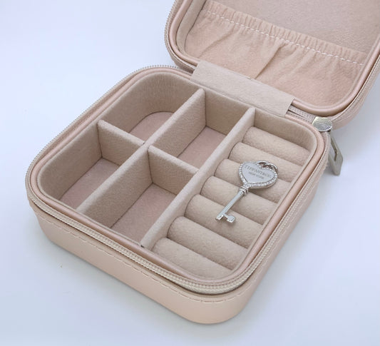 Fanny Heart Key Pendant with CZ Sterling Silver 925