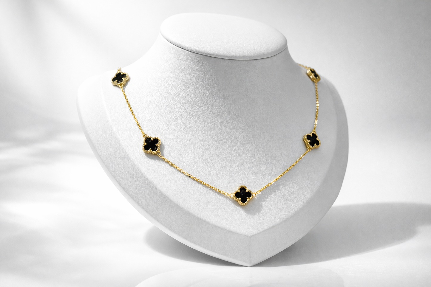 Onix Clover Necklace Sterling Silver 925 (gold) -8.5mm
