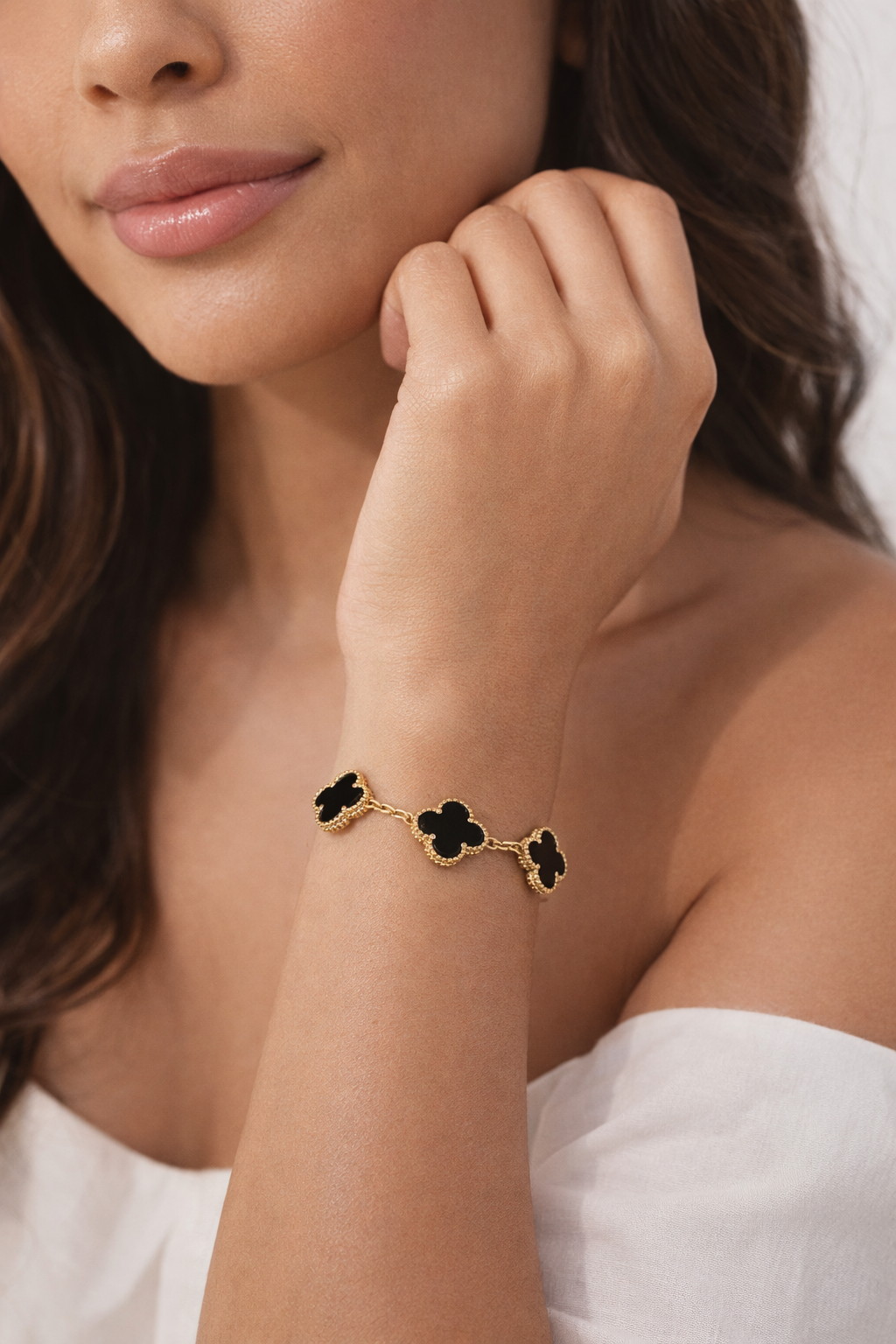 Gold Ónix Clover Bracelet -Sterling Silver 925