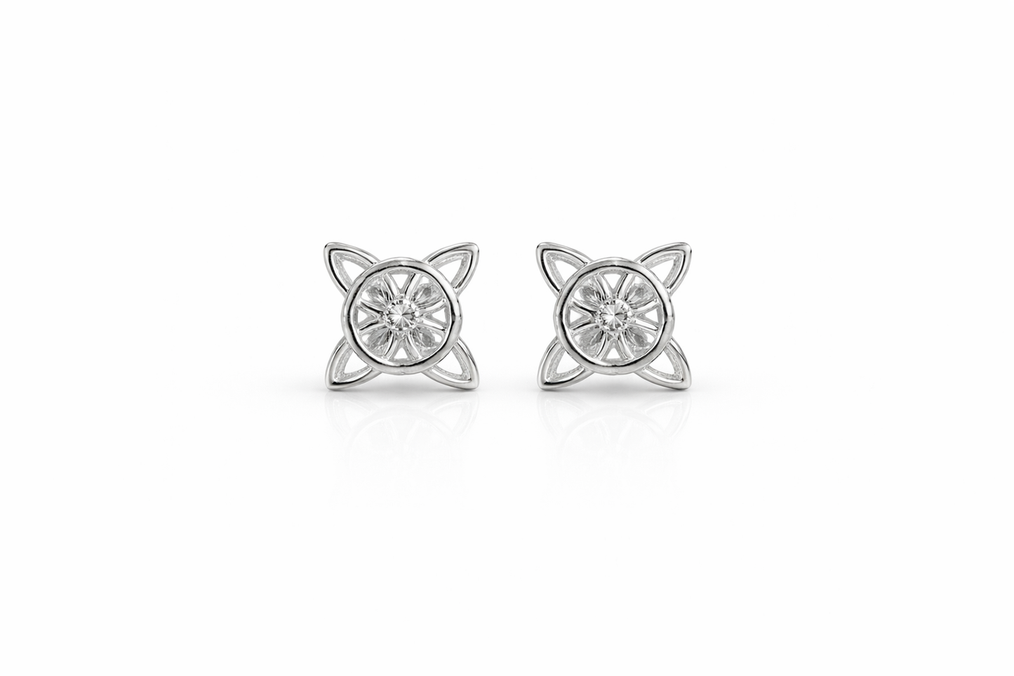 Nudo de Bruja Stud Earring Sterling Silver 925 Protection